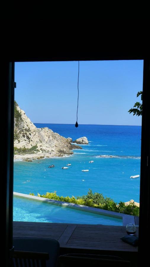 Caltabania Suites Áyios Nikítas Buitenkant foto