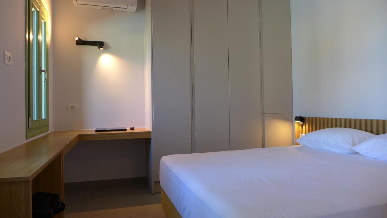 Caltabania Suites Áyios Nikítas Buitenkant foto