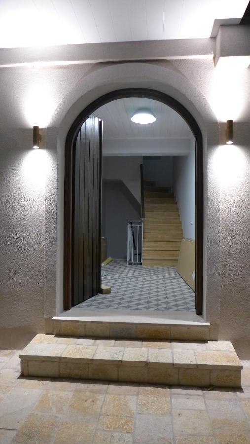 Caltabania Suites Áyios Nikítas Buitenkant foto